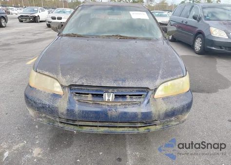 2002 Honda Accord 2.3 Vp из США, поврежденный, VIN 1HGCF86632A150382